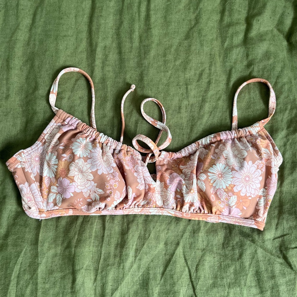 Xhilaration Floral Brown Junior Women’s Bikini Top